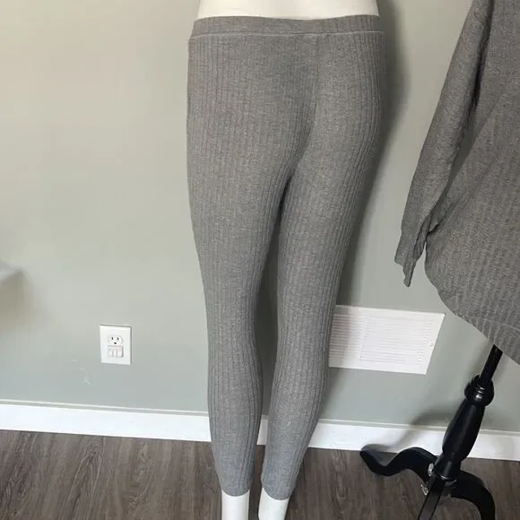 Lord & Taylor NEW Grey Soft Pyjama Set - Picture 3 of 5